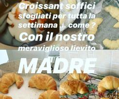 Croissant sfogliati con lievito madre vivo