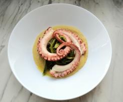 Polpo e cime di rapa su crema di ceci