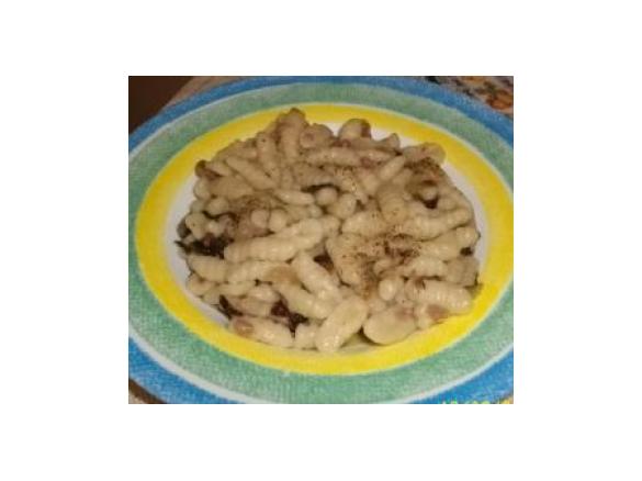 Gnocchetti  al radicchio e pancetta