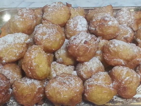 Frittelle di mele all'arancia