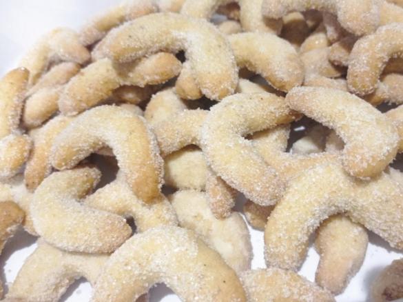 Vanillekipferle ( lunette alla vaniglia )