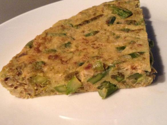 Frittata di asparagi e frutta secca