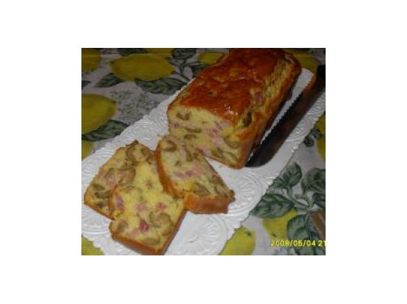 Cake al prosciutto e olive