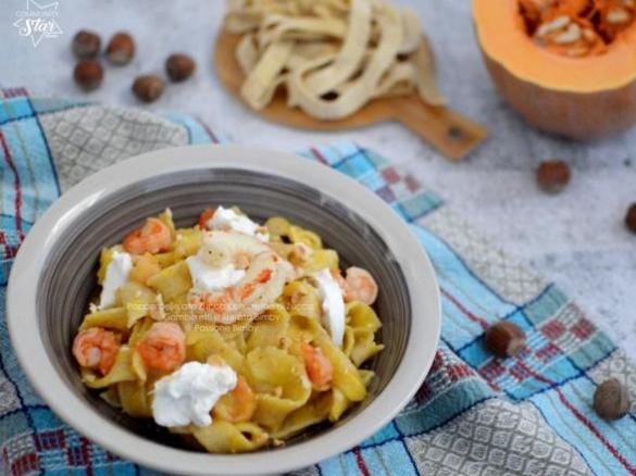 Pappardelle alla zucca, crema di zucca e burrata