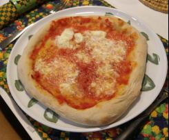 Pizza con cornicione a lunga lievitazione