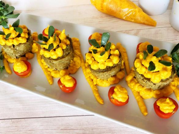 Tortini di zucchine su mousse di carote “Contest monoporzione Varoma”