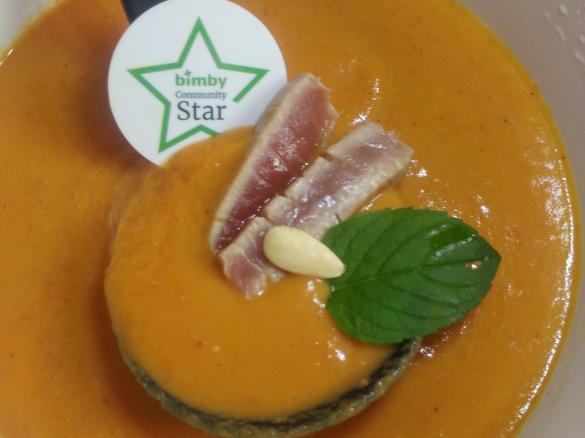 Gazpacho di pesca nettarina con tonno scottato (contest pesche)