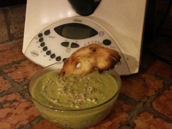 Vellutata soft di asparagi