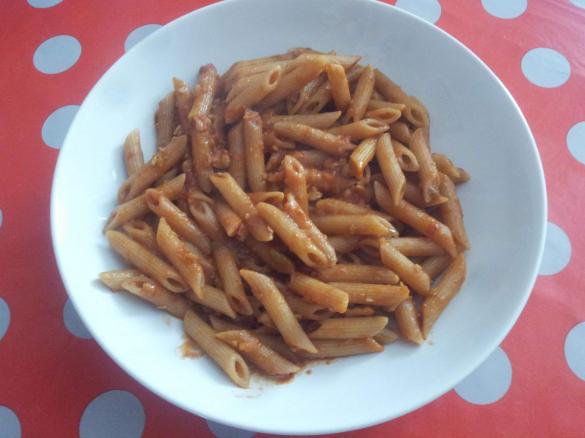 Penne integrali con ragù vegetale