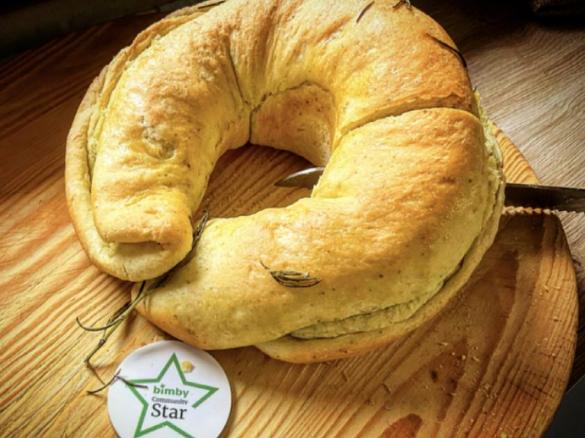 Pane sfogliato di semola al rosmarino