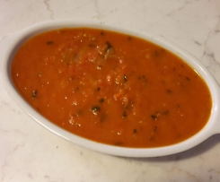Salsa di San Marzano con cipolla di Tropea e basilico