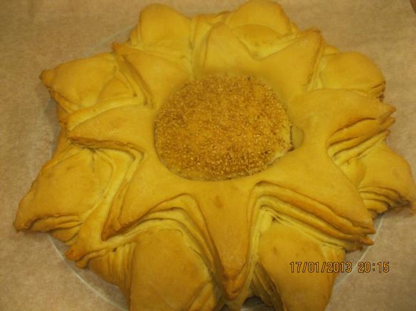 Girasole di pane sfogliato