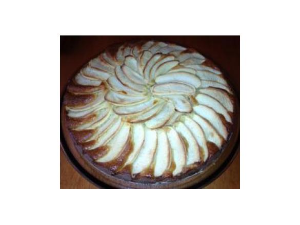 Torta di mele, mandorle, yogurt