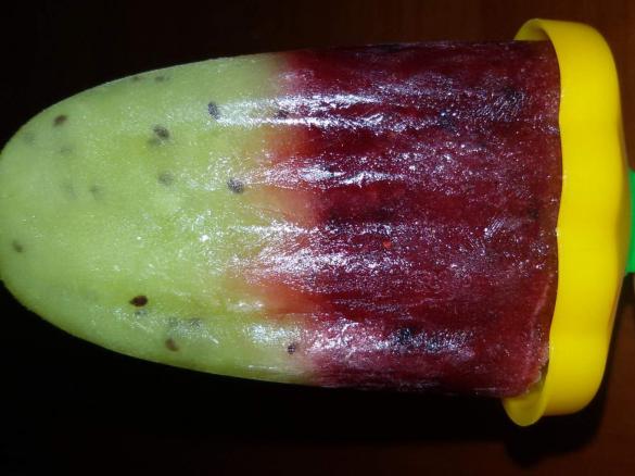 Ghiaccioli kiwi/ frutti di bosco 