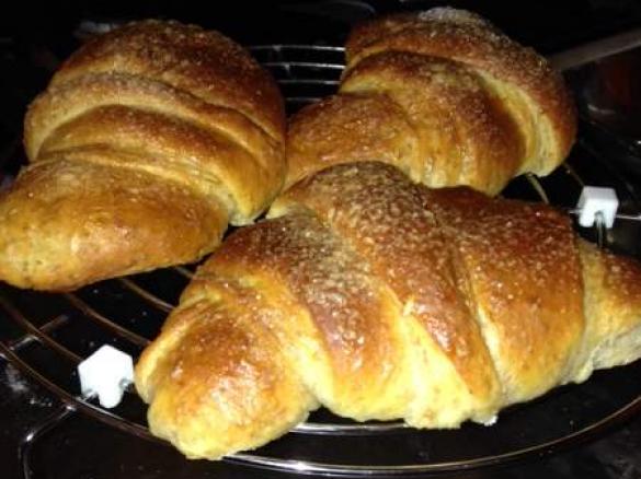 CORNETTI SFOGLIATI SEMI INTEGRALI A MODO MIO