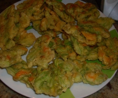 Frittelle con Fiori di Zucchina