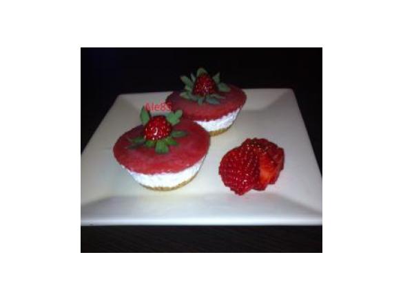 Mini cheesecake alle fragole
