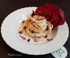 Spaghetti alla crema di formaggio e noci