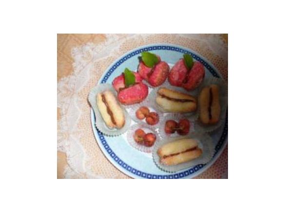 frutta assortita con crema pasticcera