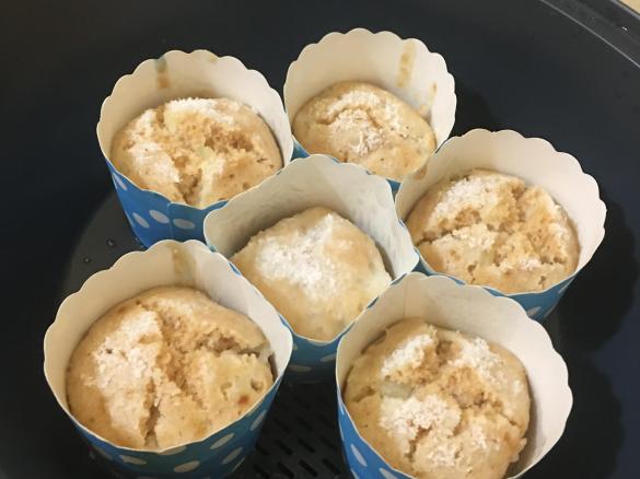 Muffin al varoma con ananas e cocco