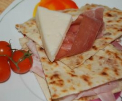 Piadina Sfogliata con Ciccioli