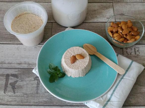RICOTTA DI MANDORLE: IL MIO FORMAGGIO VEGETALE