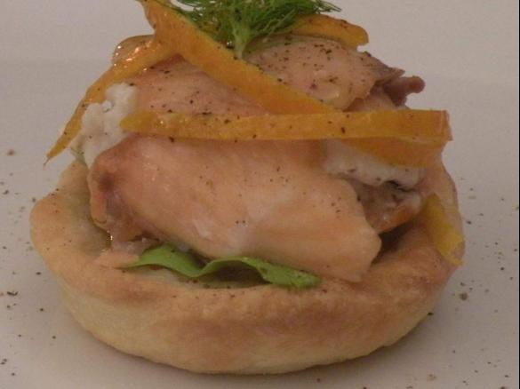 Cestini croccanti con cernia e salmone