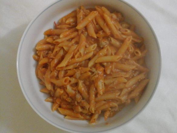 Pennette al sugo con salsiccia