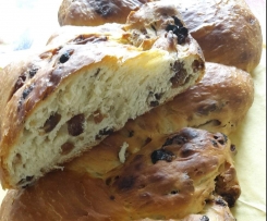 Treccia dolce all' uvetta