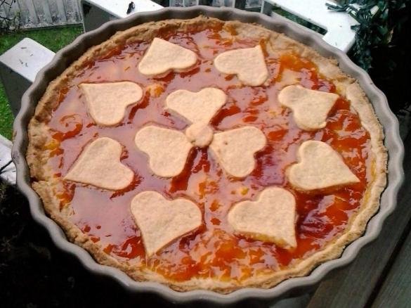 CROSTATA AL PROFUMO DI PESCHE E MANDORLE