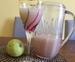 Succo di pera profumato