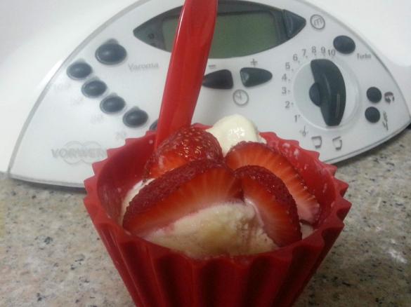 Gelato fior di miele ai pezzi di frutta