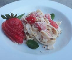 Tagliatelle alle fragole e panna ( A modo mio)