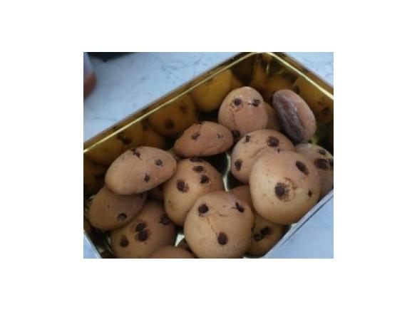 Biscotti allo yogurt e gocce di cioccolato