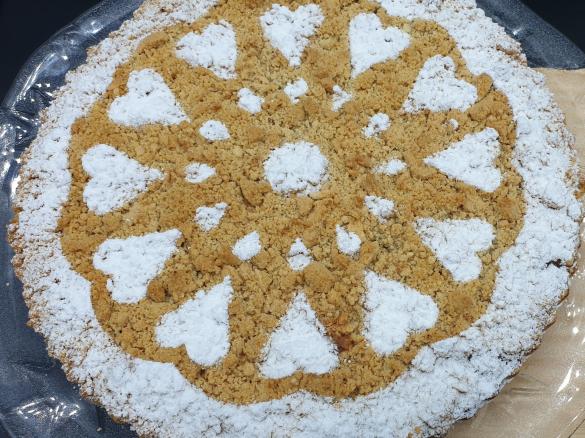 Sbriciolata alle mele con cannella e uvetta al rhum