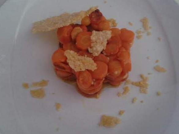 carote in fiore con triangolo di parmiggiano