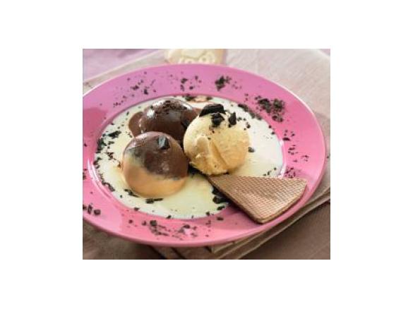 Gelato al cioccolato e alla vaniglia