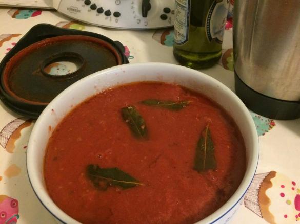 Sugo della nonna pomodoro e basilico