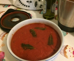 Sugo della nonna pomodoro e basilico