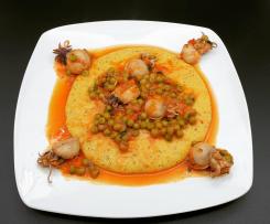 Seppioline con piselli e polenta