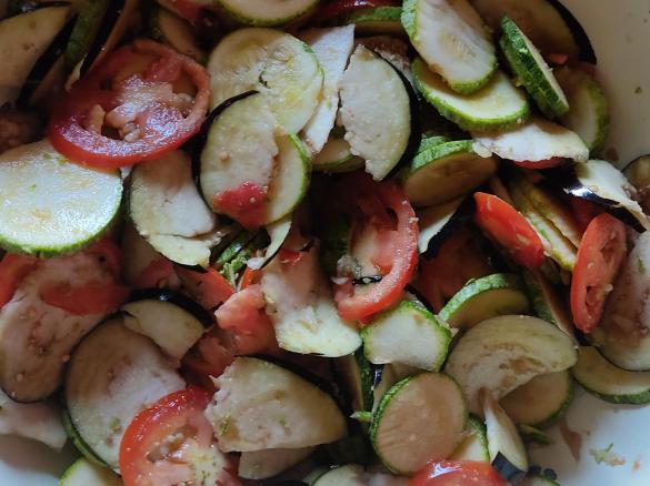 Gratin di ortaggi affettati