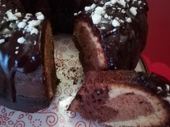 Ciambella al triplo cioccolato