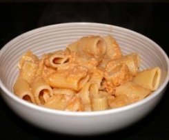 Sugo arancione allo yogurt e tonno