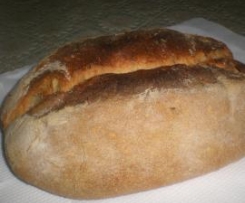 Pane misto con pasta madre