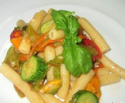 PASTA ZUCCHINE E PEPERONI