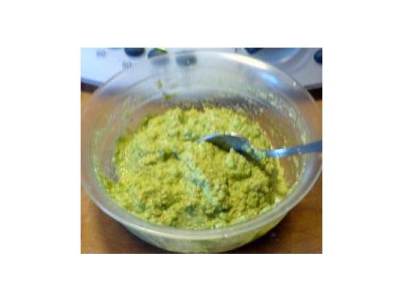 Pesto di zucchine a crudo