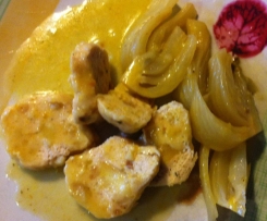 Polpette di pollo con cuore di formaggio e finocchi con salsina deliziosa