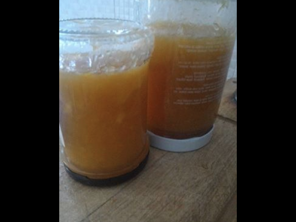 Marmellata di arance con bucce