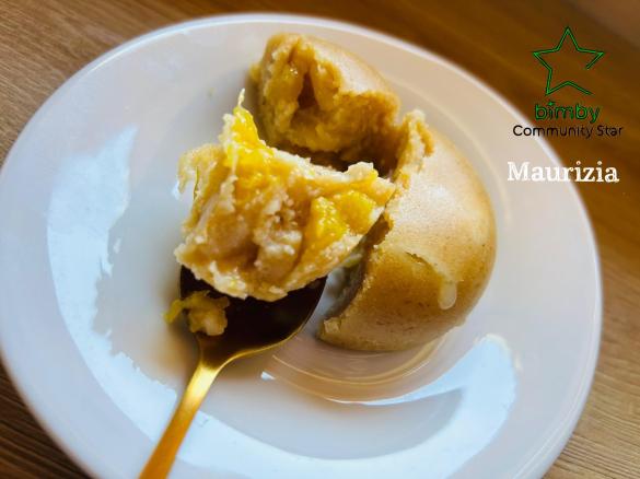 Tortino alle pesche cotto a varoma, senza zucchero, senza glutine, senza uova