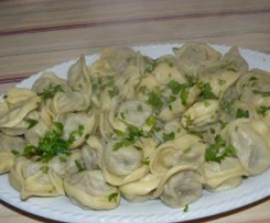 Tortelloni con ripieno speziato  di agnello e carciofi